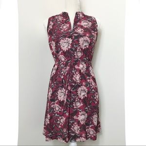 🎉HP🤗 LOFT Floral Tie Waist Dress